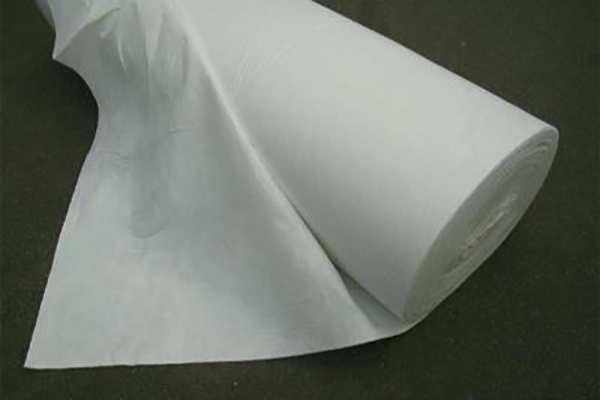 短絲土工布特點