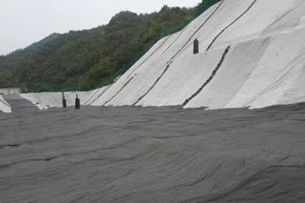 土工布在農(nóng)田水利工程中的注意事項(xiàng)有哪些呢？