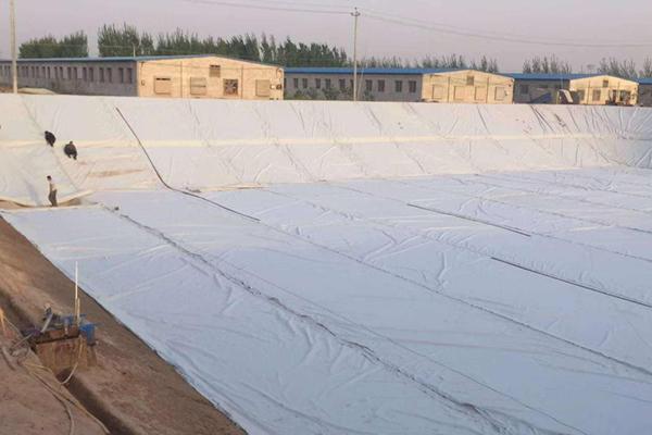 一文看懂強風天氣下土工布的施工注意事項