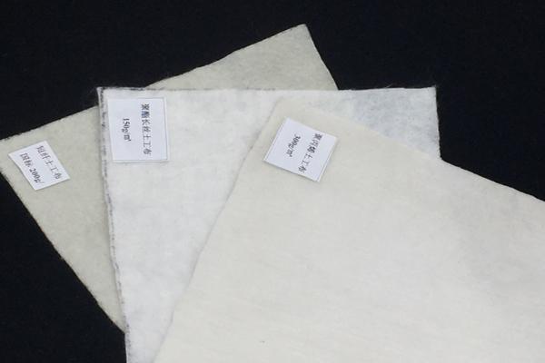 土工布防護(hù)措施解析：了解土工布的防護(hù)措施有多重要？  第2張