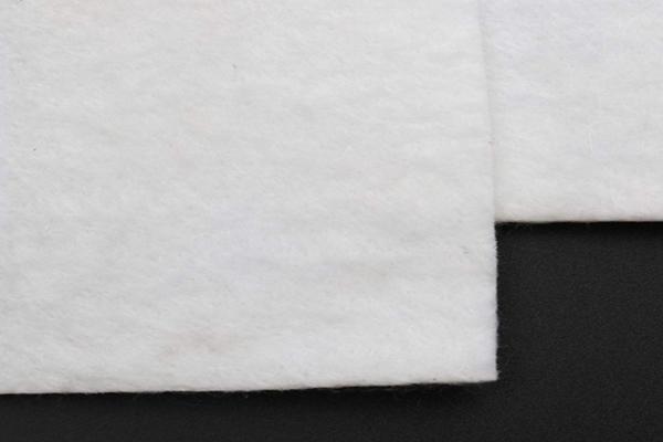 滌綸短纖土工布：功能解析與應用探究