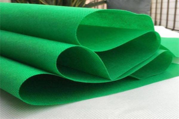 綠色土工布能否用作裹樹(shù)布材料？  第1張